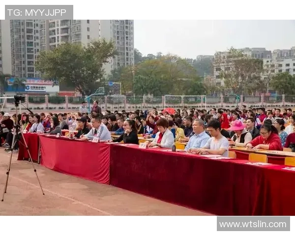 足球黑人球星的光辉岁月与足坛传奇:探秘他们的奋斗与成就